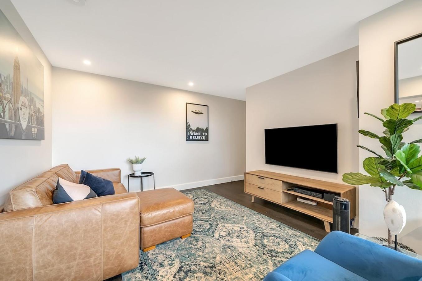 The Balmainer - In The Heart Of Balmain